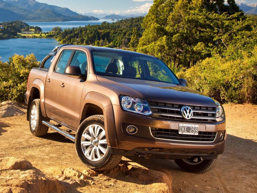  Volkswagen Amarok Double Cab Highline 2010 года  (фото 30 из 33)